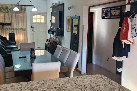 Fotografía 1 de Casa con departamento