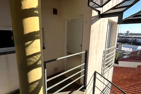 Fotografía 2 de Departamento de un dormitorio con escritura